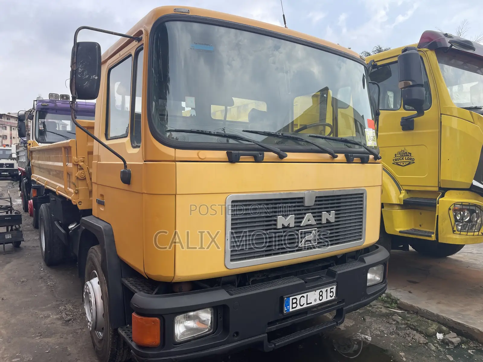 Foreign Used Man-Diesel(Volts) Dump Truck 6 Tyres.