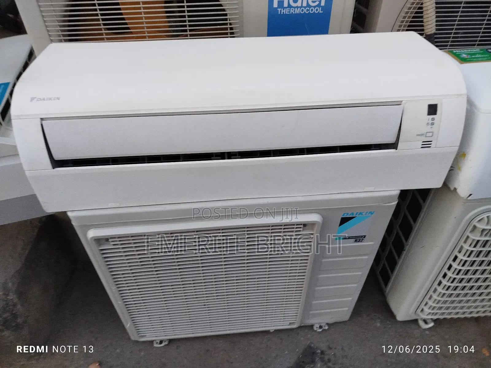 Daikin Inverter Ac R32 Gass 1.5hp