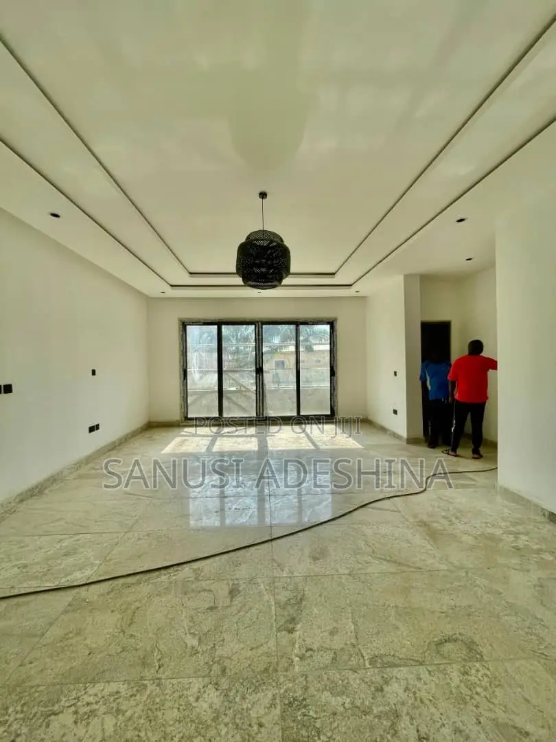 5bdrm Duplex in Gwarimpa Estate,Fct, Gwarinpa for sale