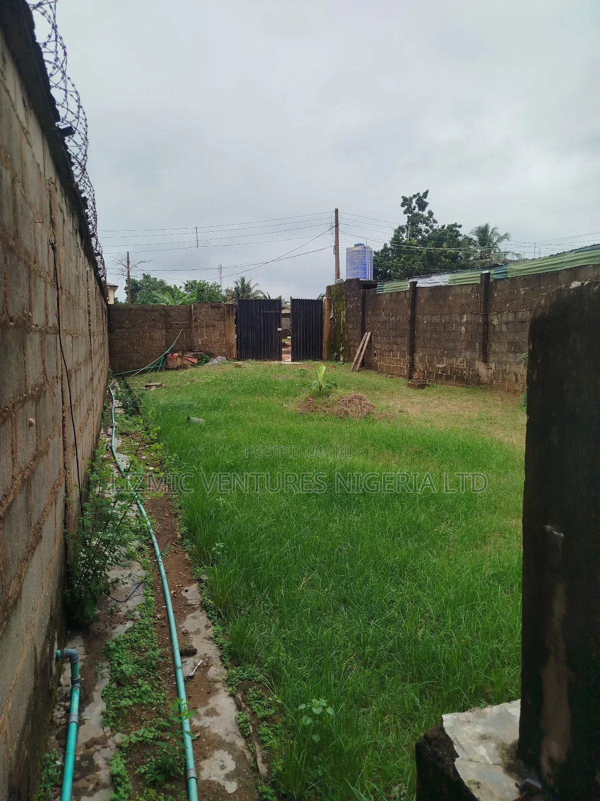 2bdrm Bungalow in Akesan, Igando / Ikotun/Igando for sale
