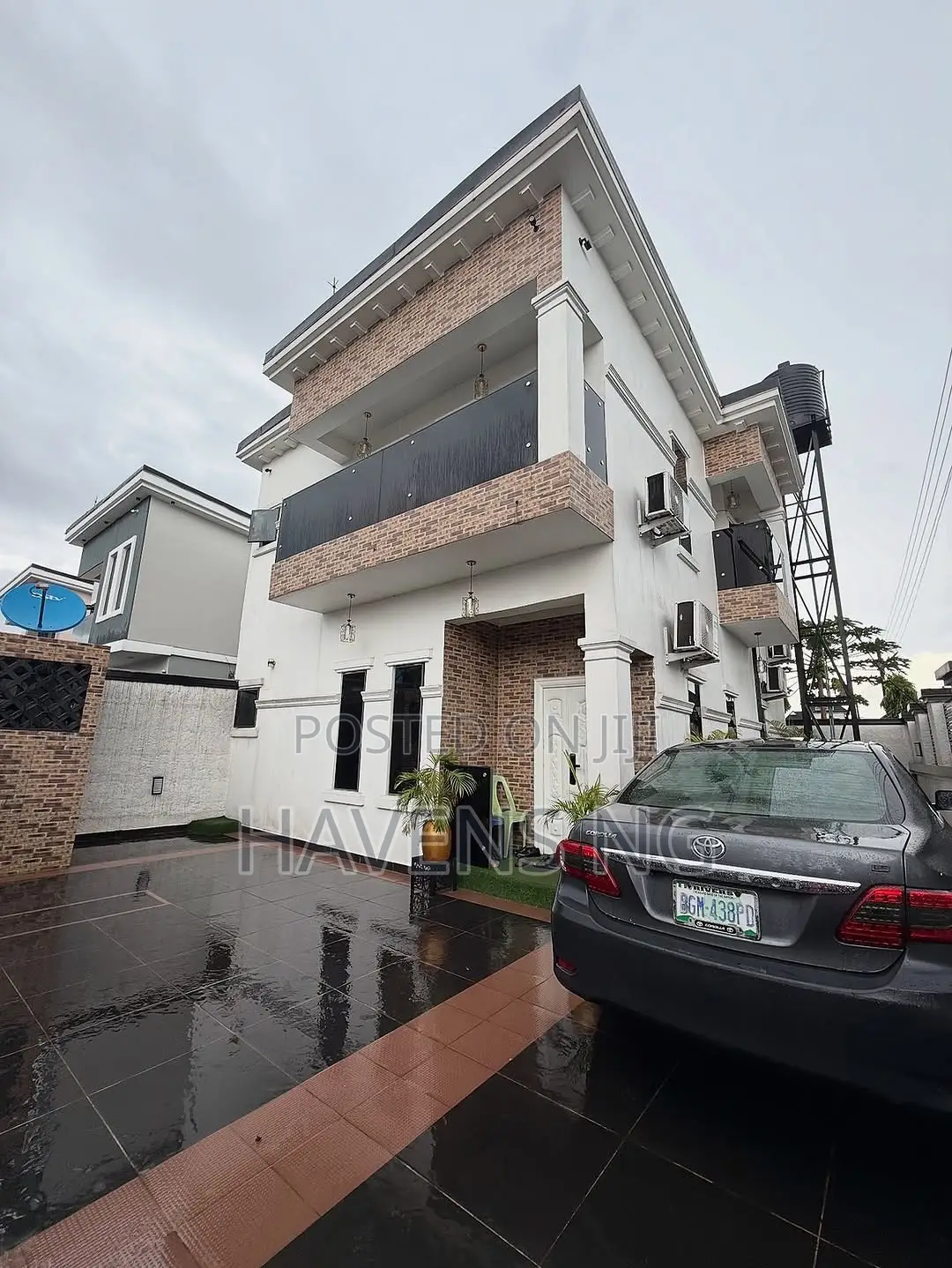 3bdrm Duplex in Shell Location for sale