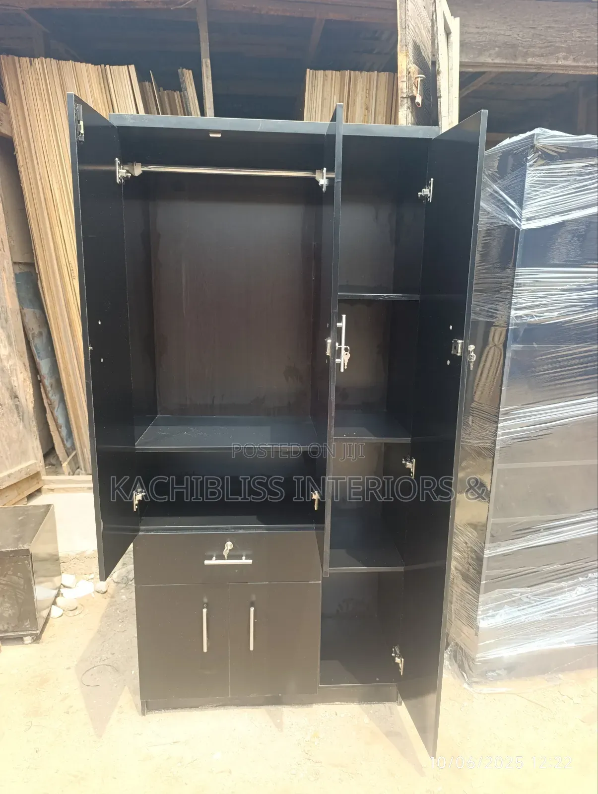 3ft by 6ft Wardrobe and Shoe/Bag Rack