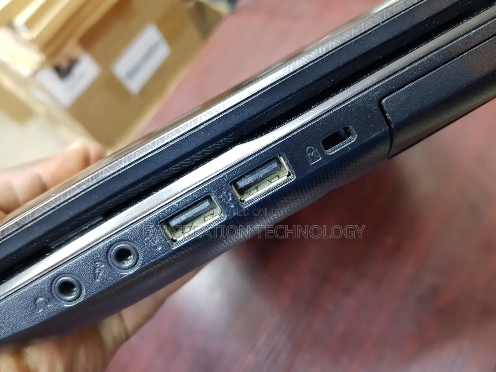 Laptop Asus 6GB AMD A6 HDD 750GB
