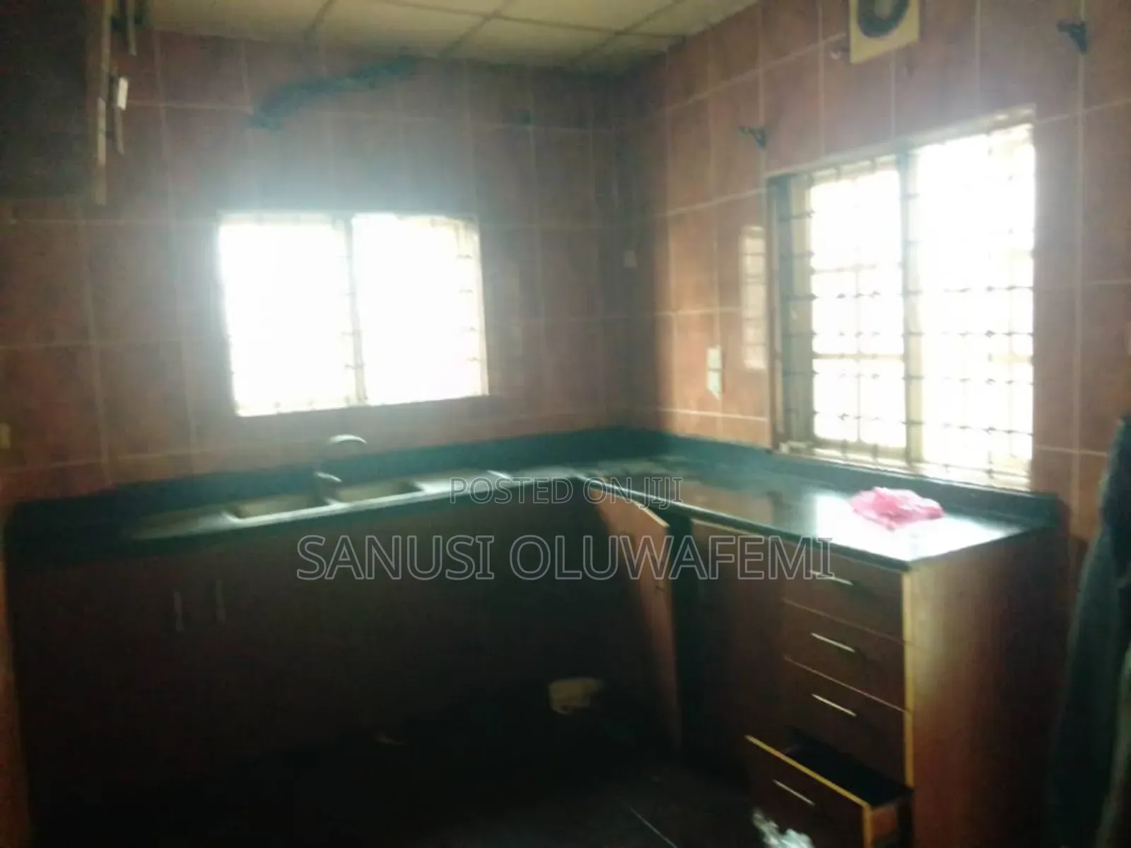 5bdrm House in Kaduna / Kaduna State for sale