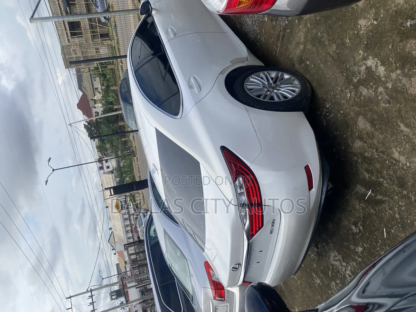 Lexus ES 350 FWD 2014 White