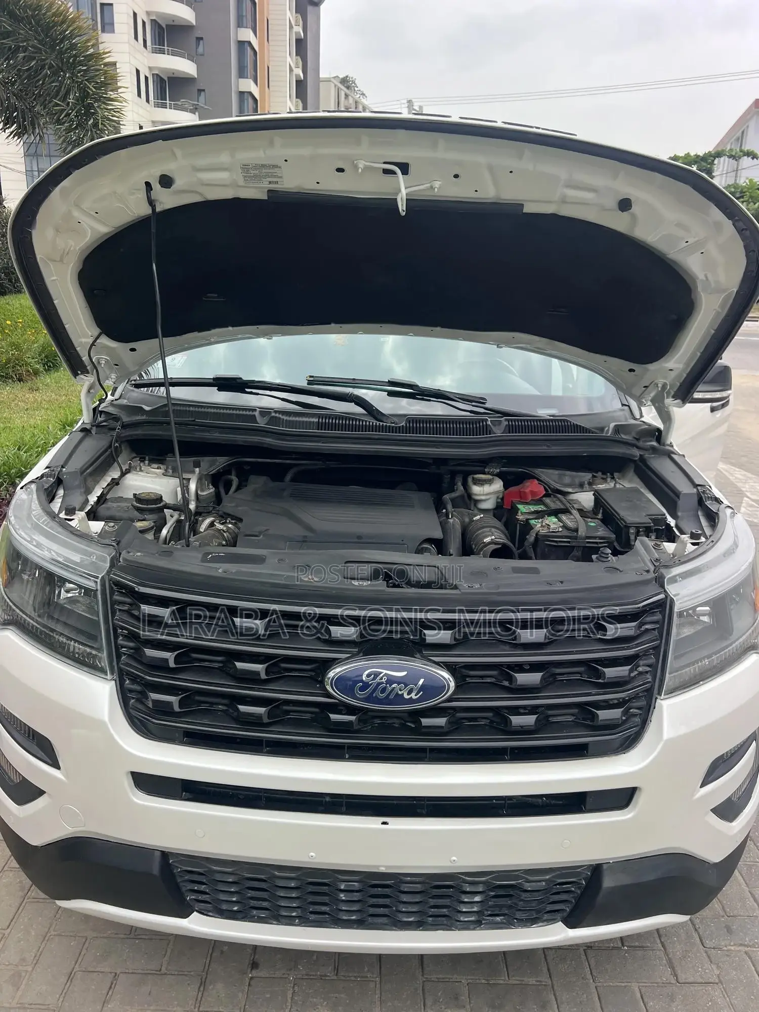 Ford Explorer Limited 4dr FWD (2.3L 4cyl 6A) 2017 White