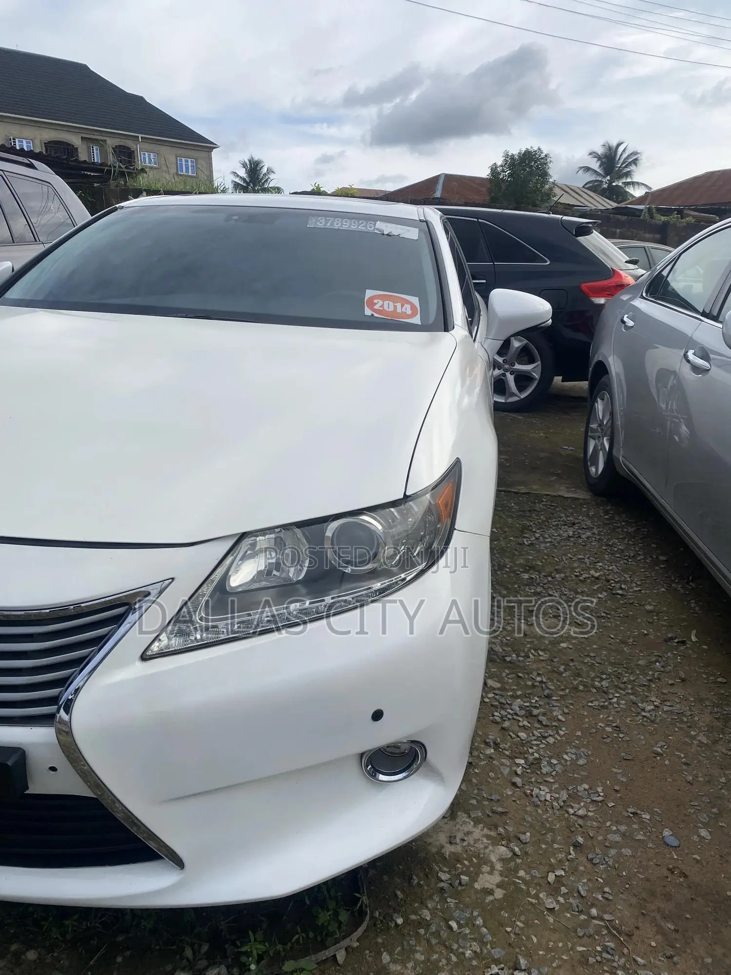 Lexus ES 350 FWD 2014 White