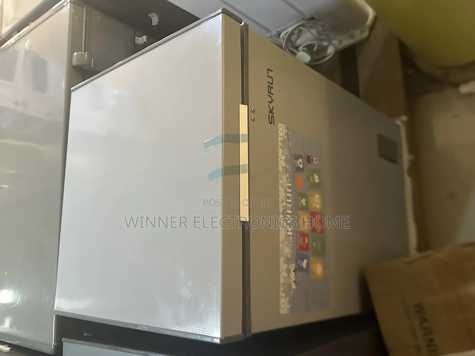 Skyrun 90 Liters Chest Freezer Energy Saving