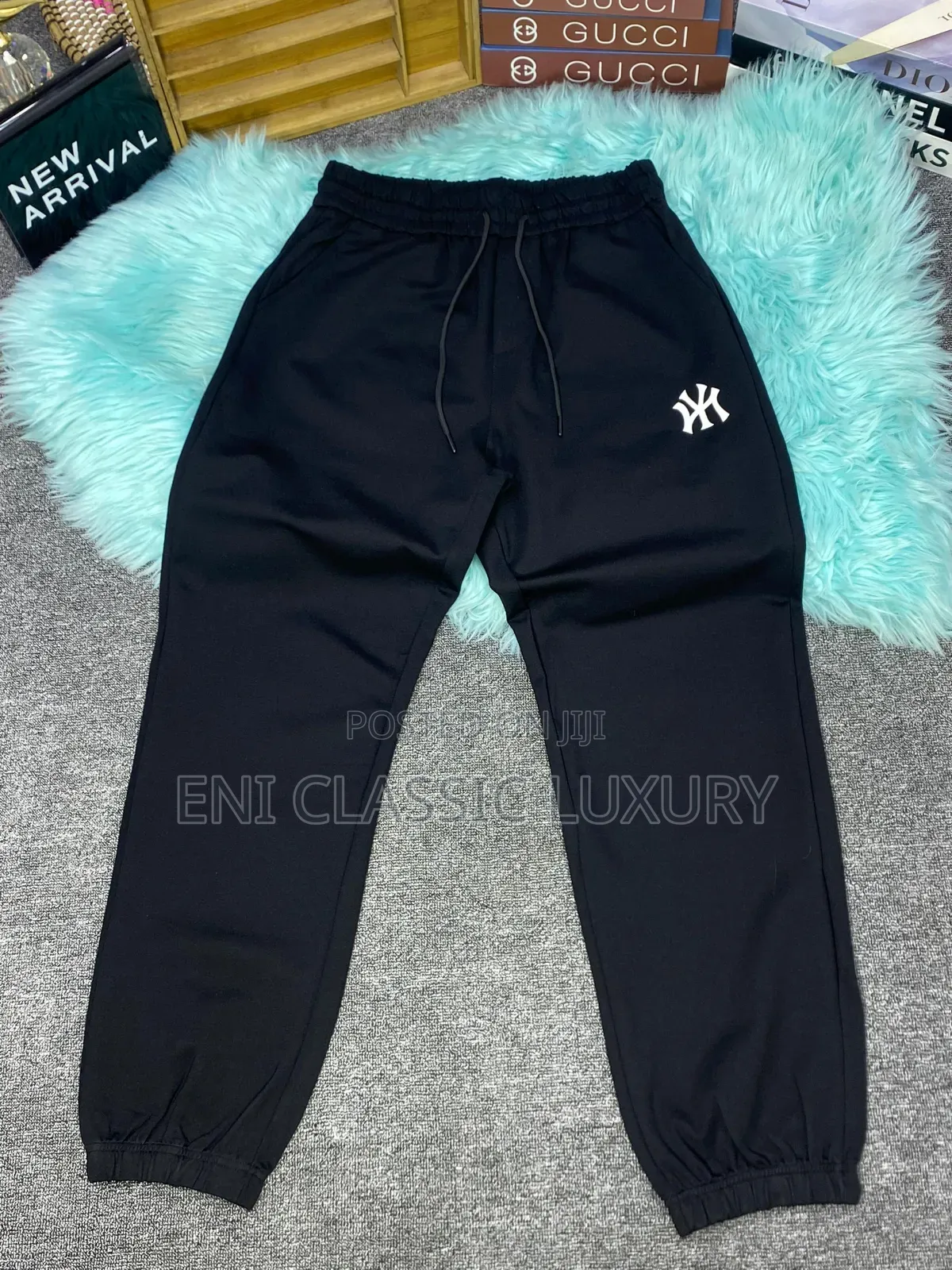 Pure Quality Luxury Men's Cargo Joggers Well Branded