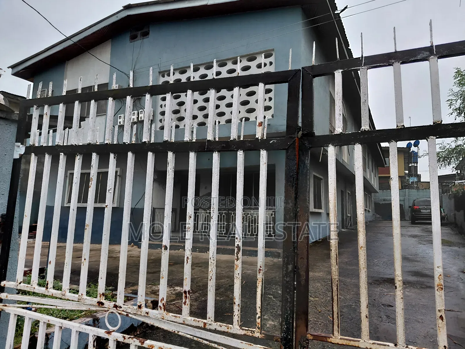 Furnished 3bdrm Block of Flats in Karoale Estate Ogba for sale