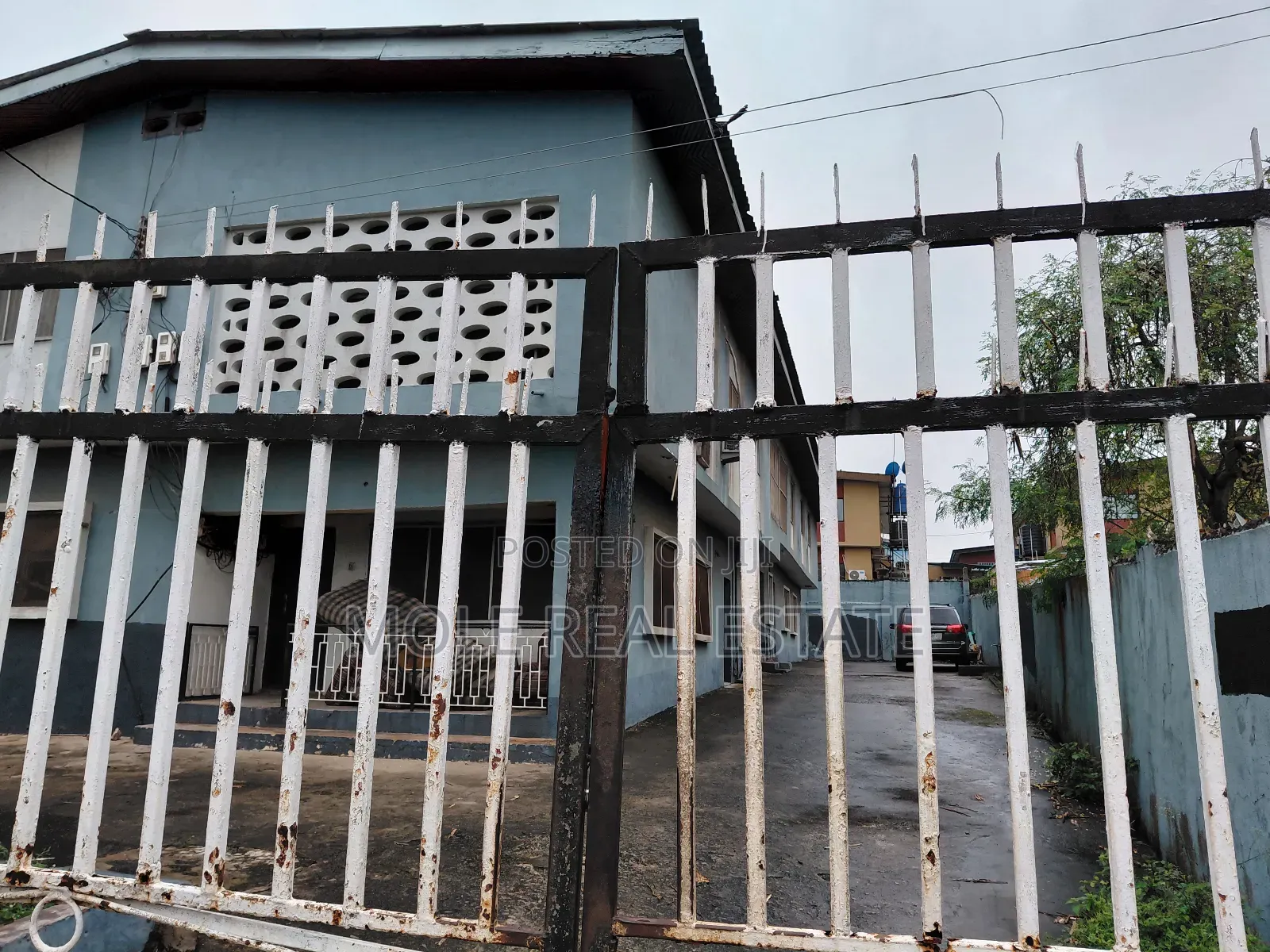 Furnished 3bdrm Block of Flats in Karoale Estate Ogba for sale