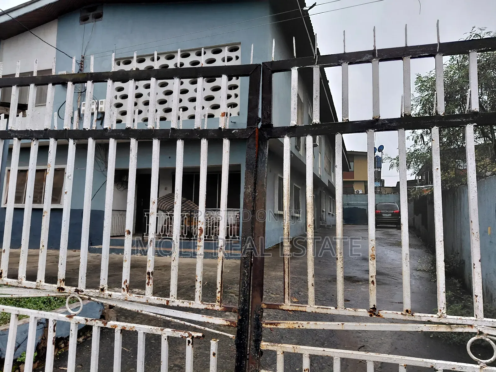 Furnished 3bdrm Block of Flats in Karoale Estate Ogba for sale