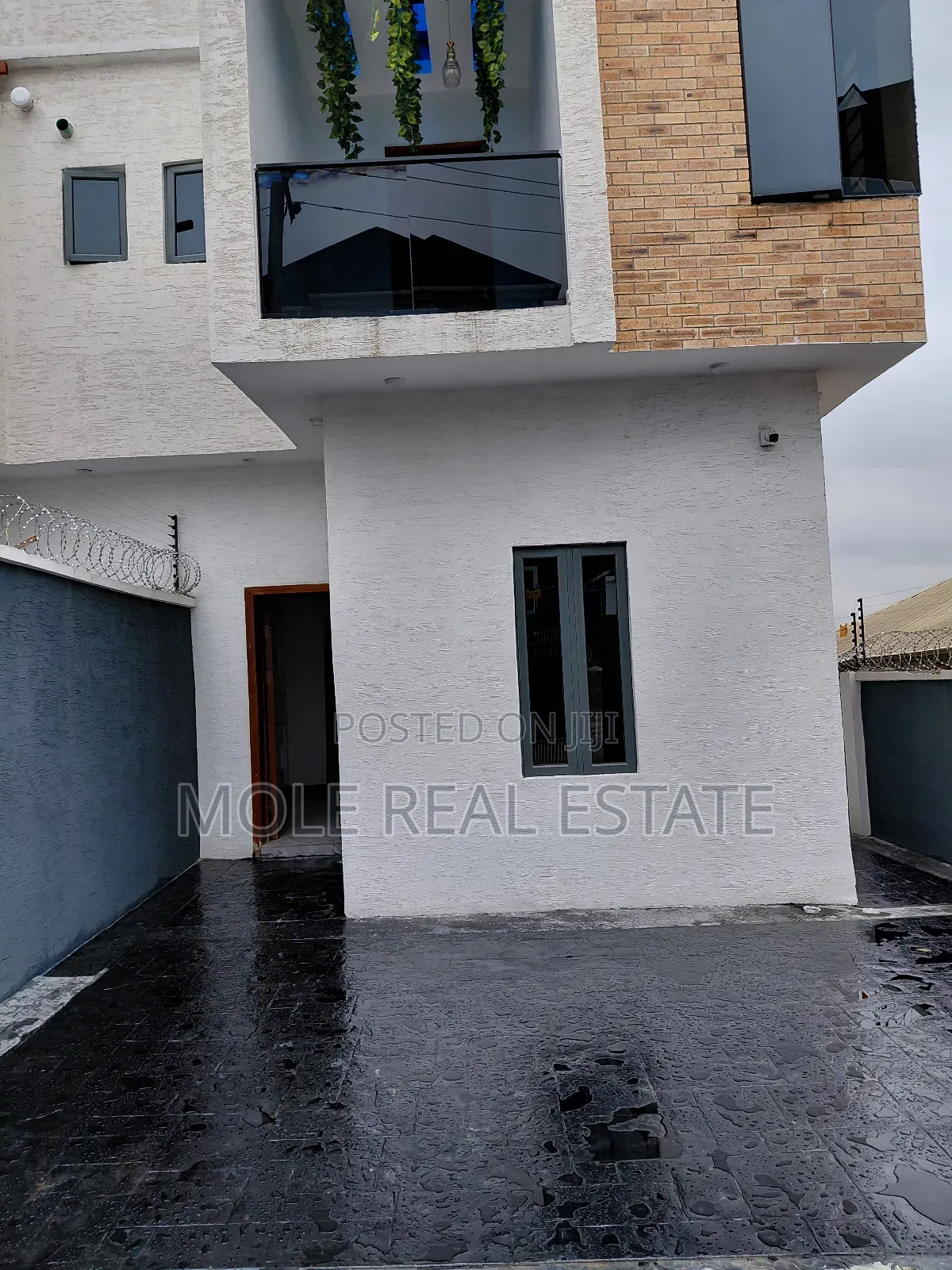 Furnished 5bdrm Duplex in Karole Estate Ogba for sale