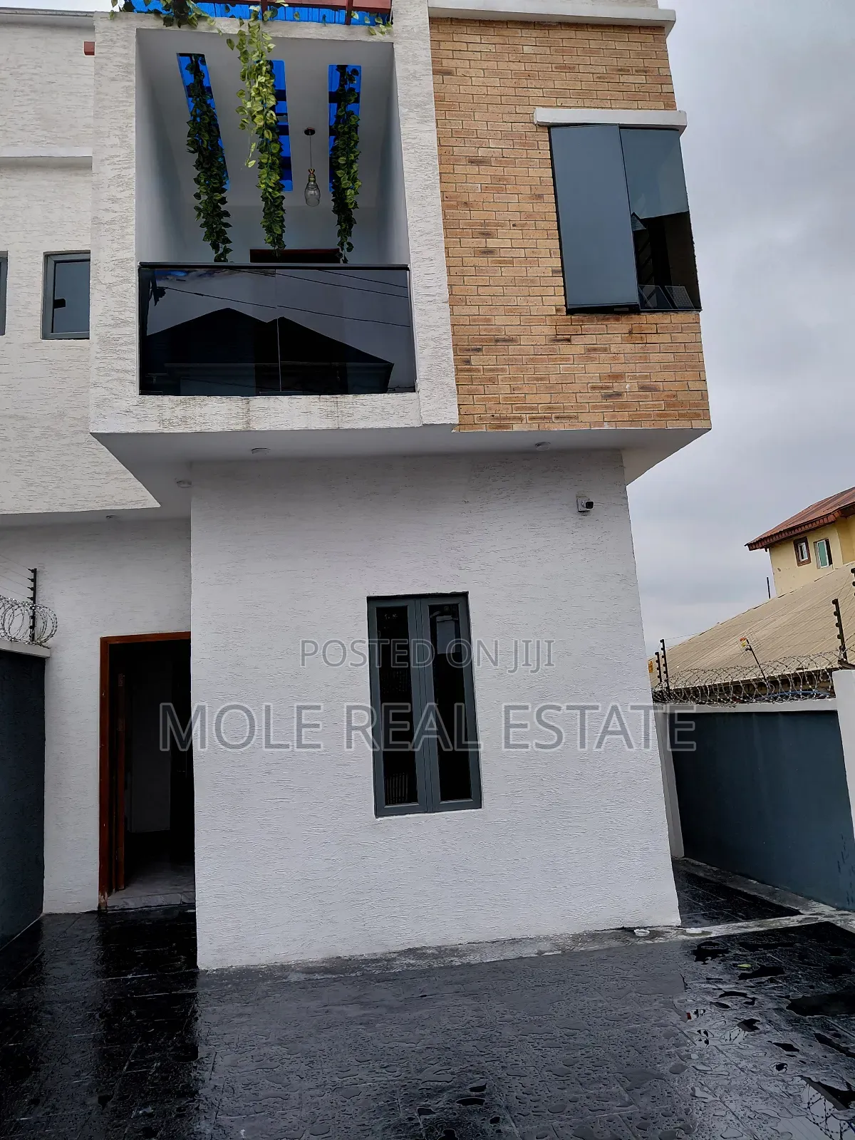 Furnished 5bdrm Duplex in Karole Estate Ogba for sale