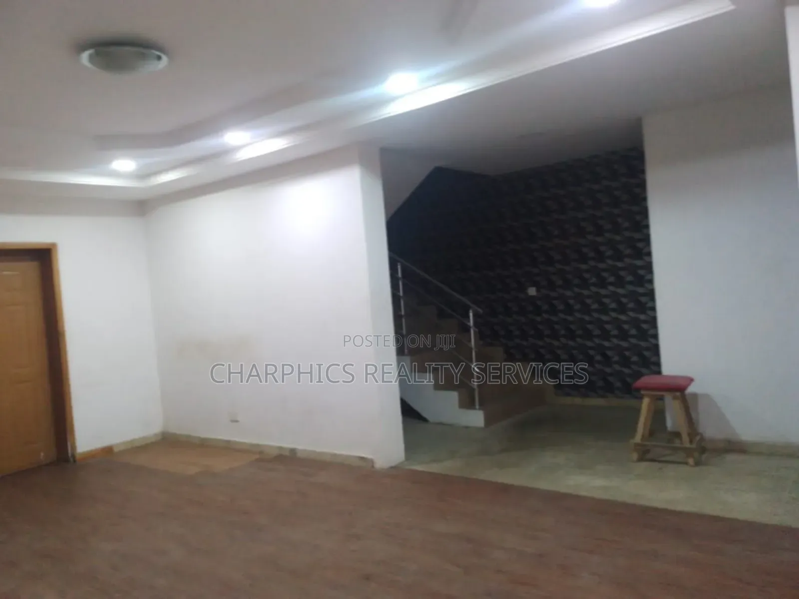 3bdrm Duplex in Lekki Phase 2 for rent