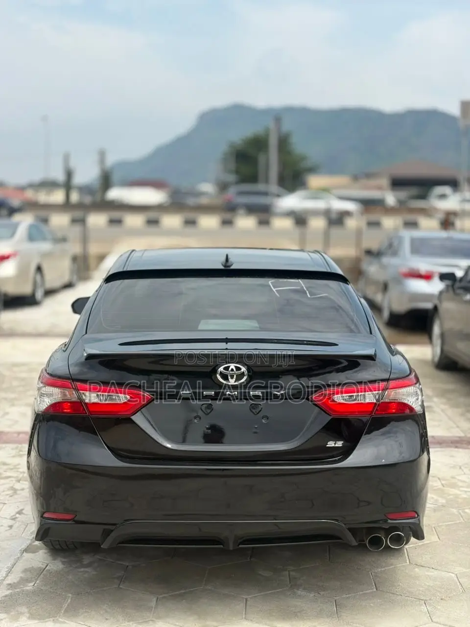 Toyota Camry 2020 Black