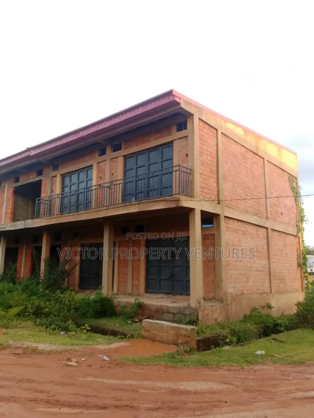 Commercial Warehouse Shop