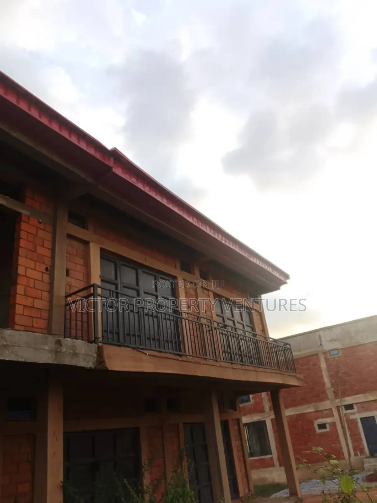 Commercial Warehouse Shop