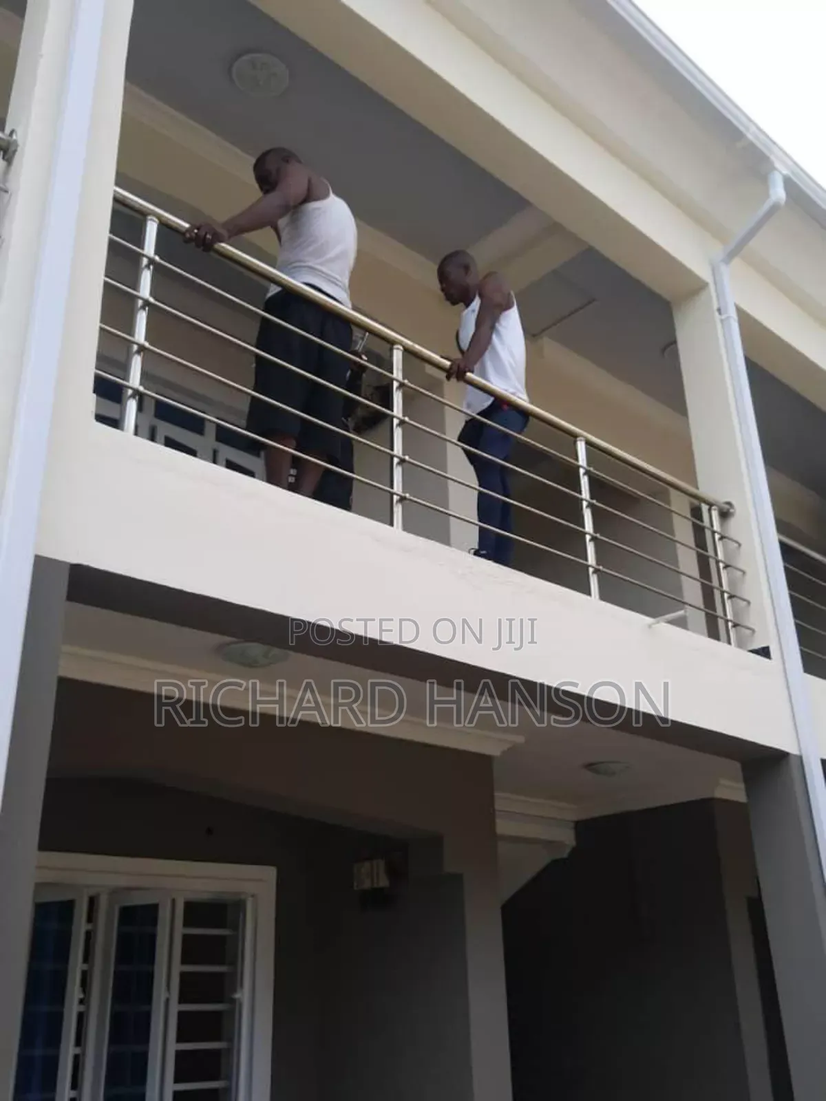 10bdrm Block of Flats in Off Badore Ajah for sale