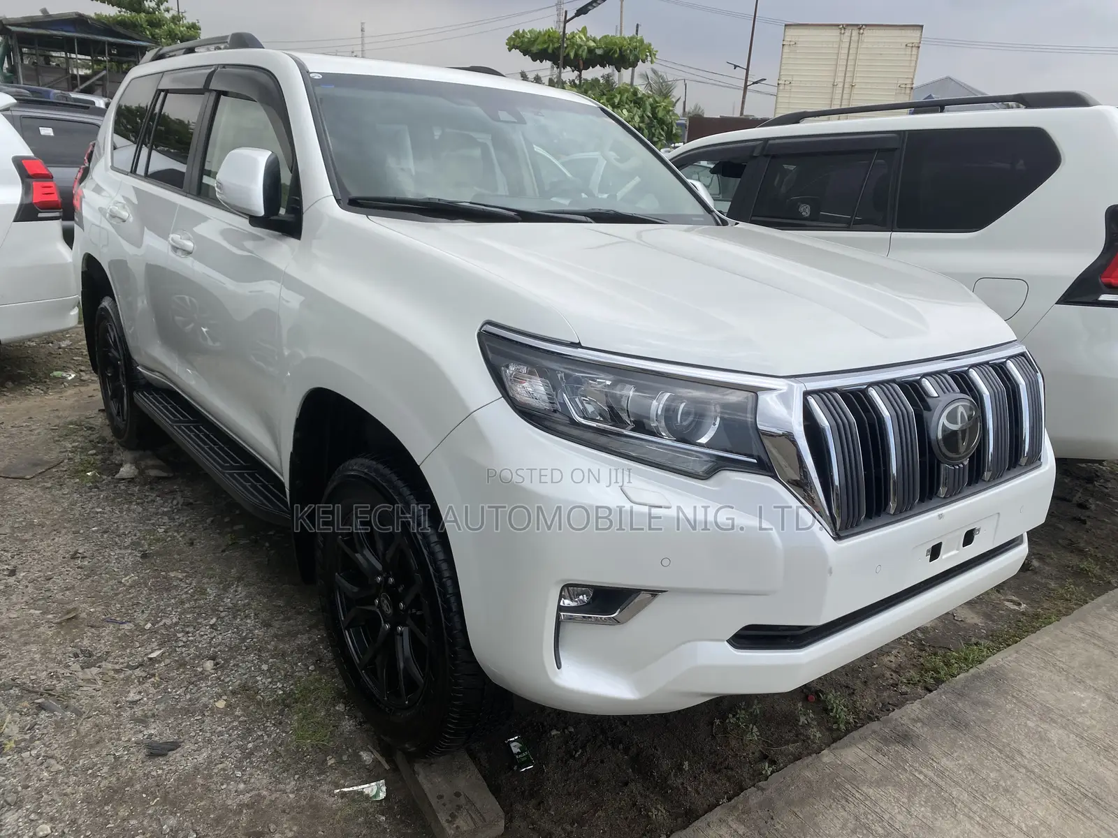 Toyota Land Cruiser Prado 2.7 2023 White