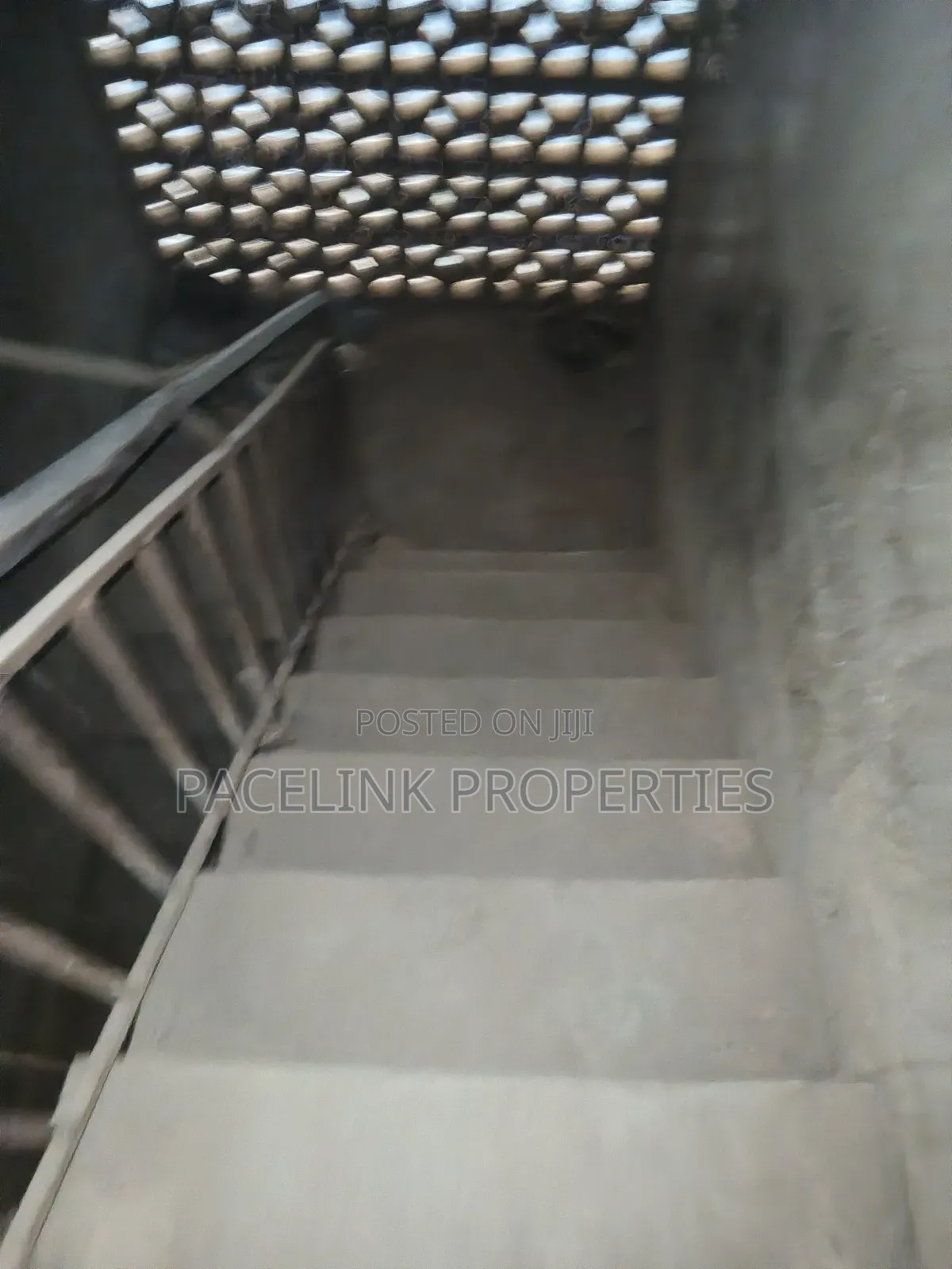 19bdrm Block of Flats in Iyana Ipaja for sale