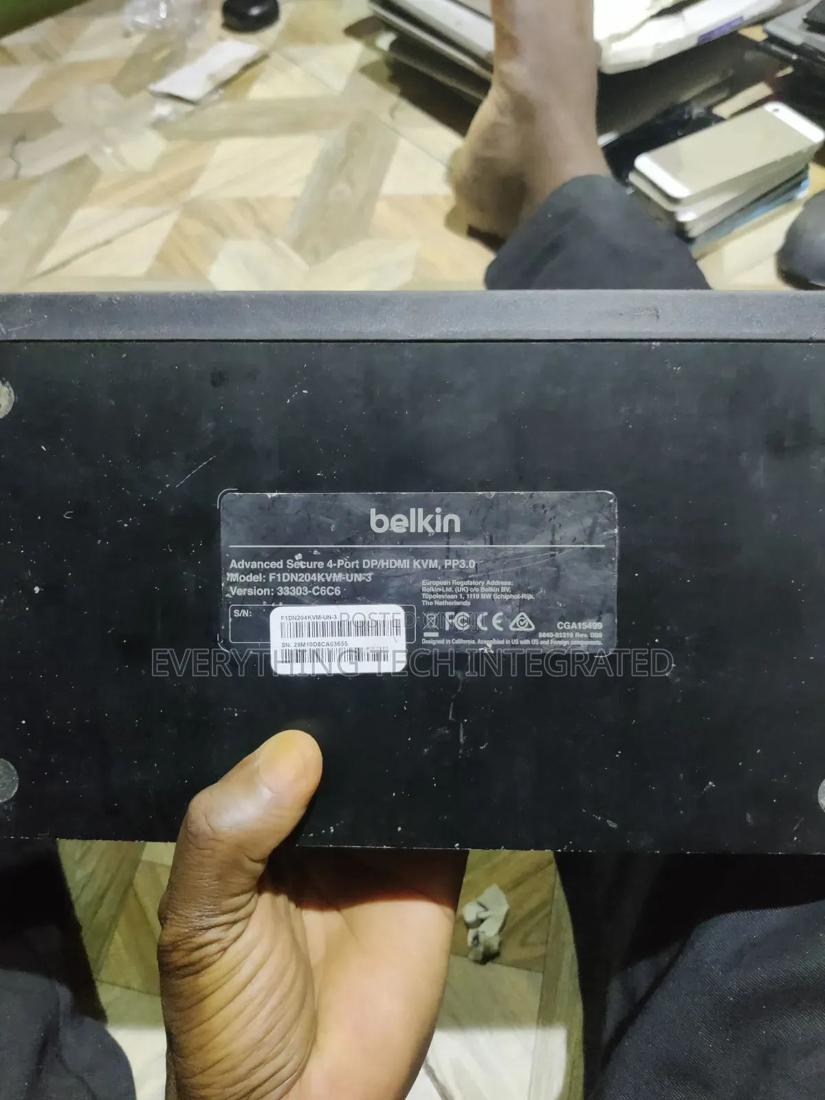 Belkin 2nd Gen Universal Secure 4-Port Dual-Head KVM W/Cac