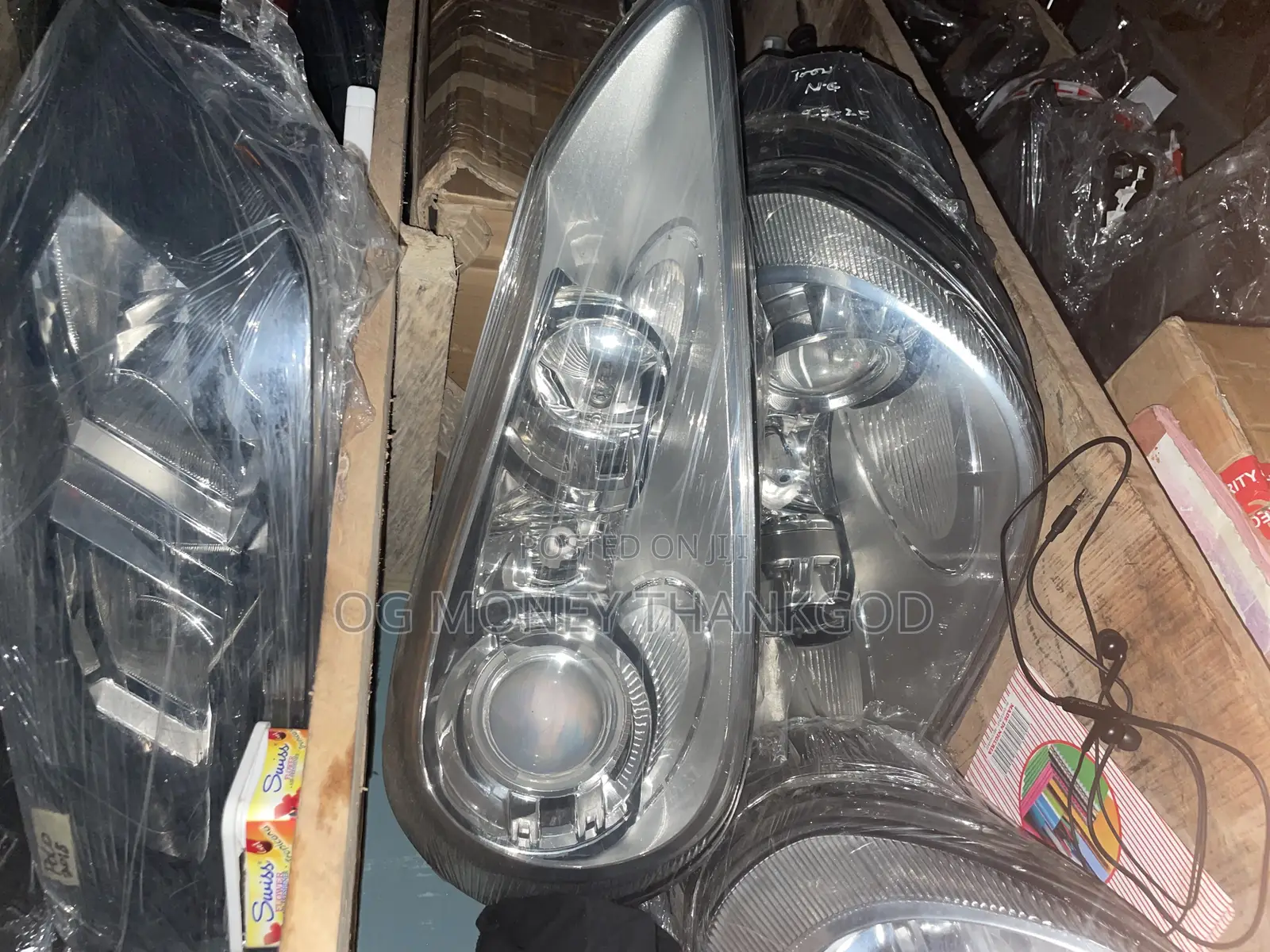 Headlights Porsche Cayenne 2008 Is Available