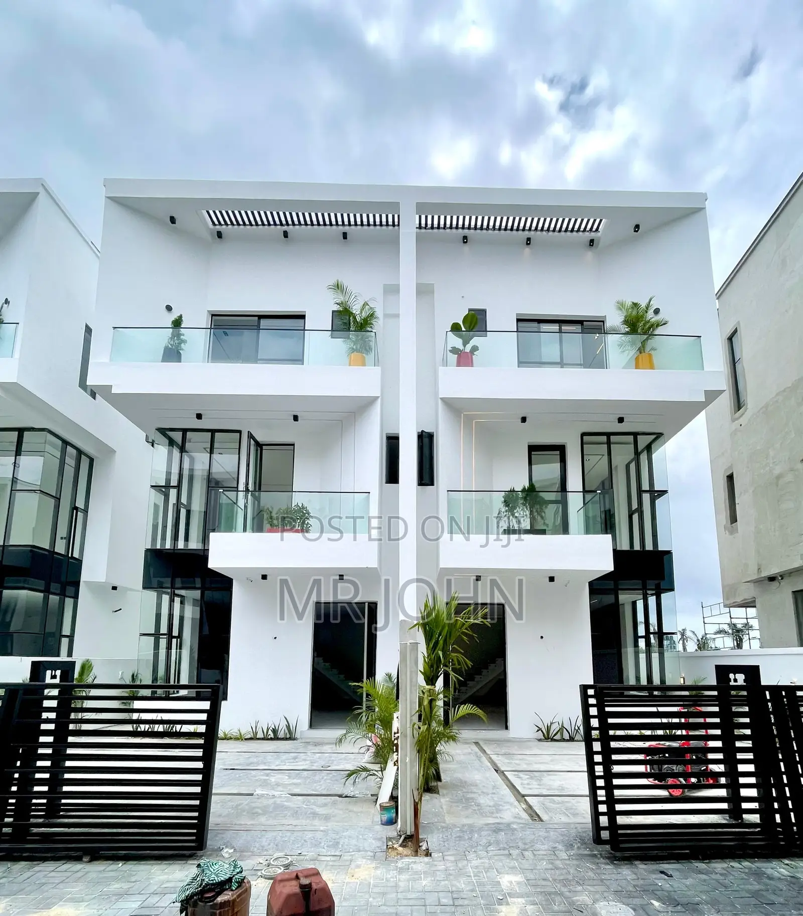 4bdrm Duplex in Rickyhomes Bj Pr, Lekki for sale