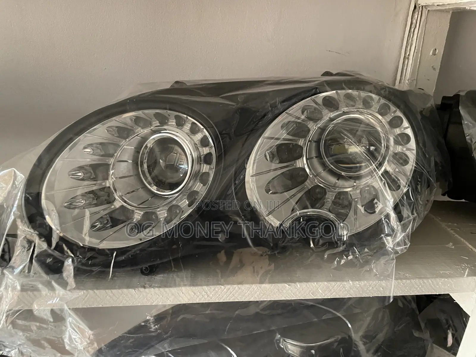 Set of Full Light Bentley