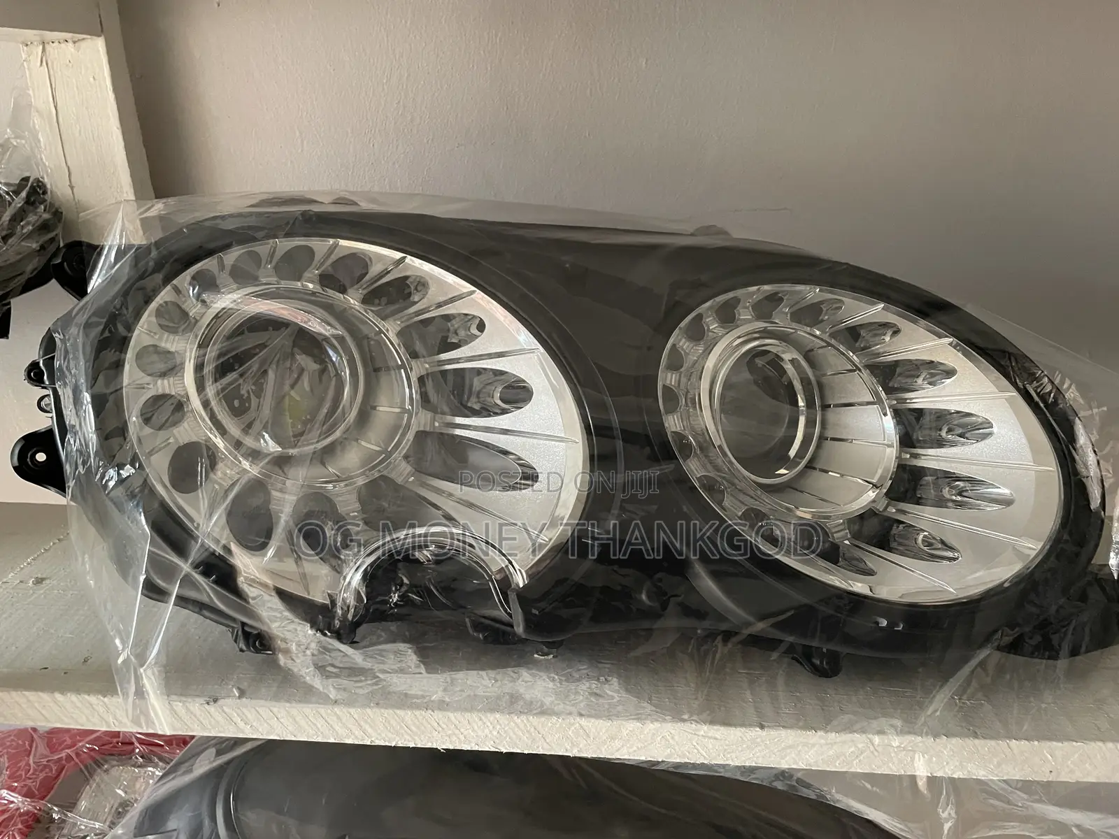Set of Full Light Bentley