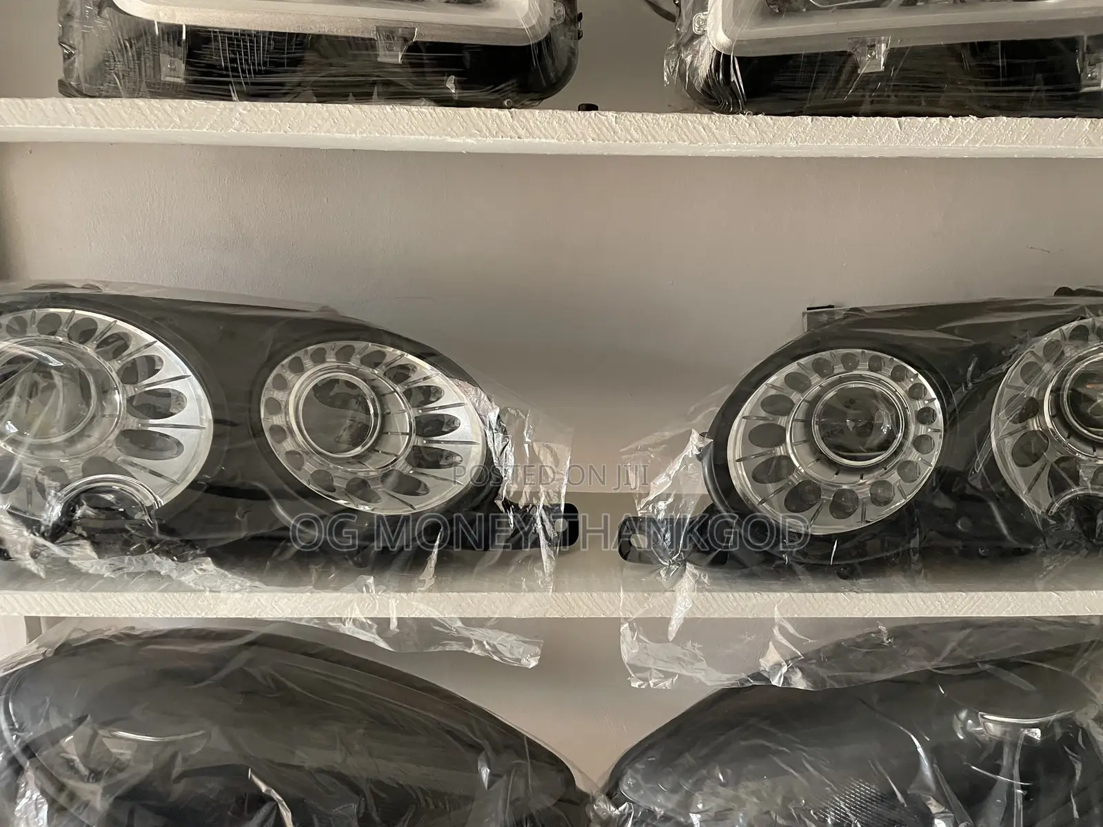 Set of Full Light Bentley