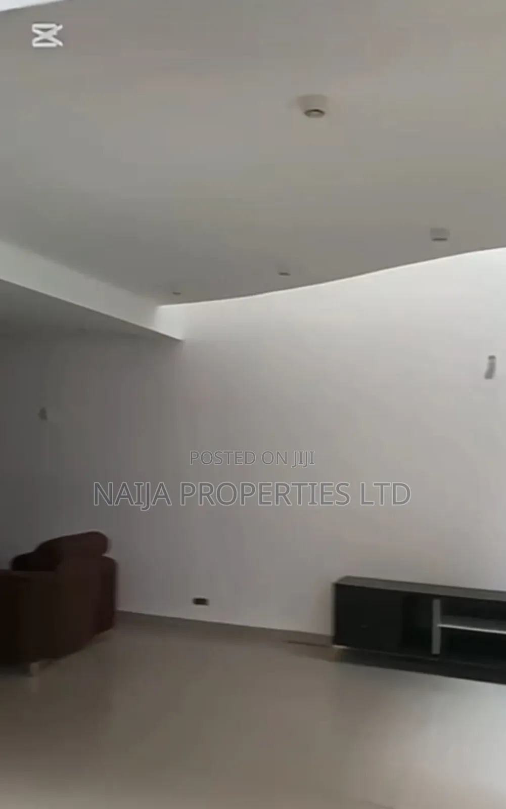 4bdrm Townhouse/Terrace in Diamond Estate, Sangotedo for sale