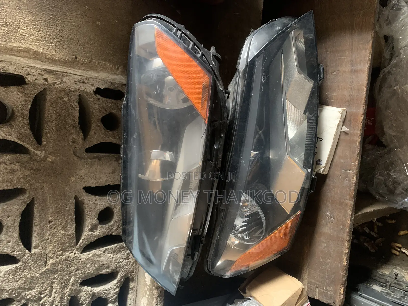 Headlight for Volkswagen Jetta 6