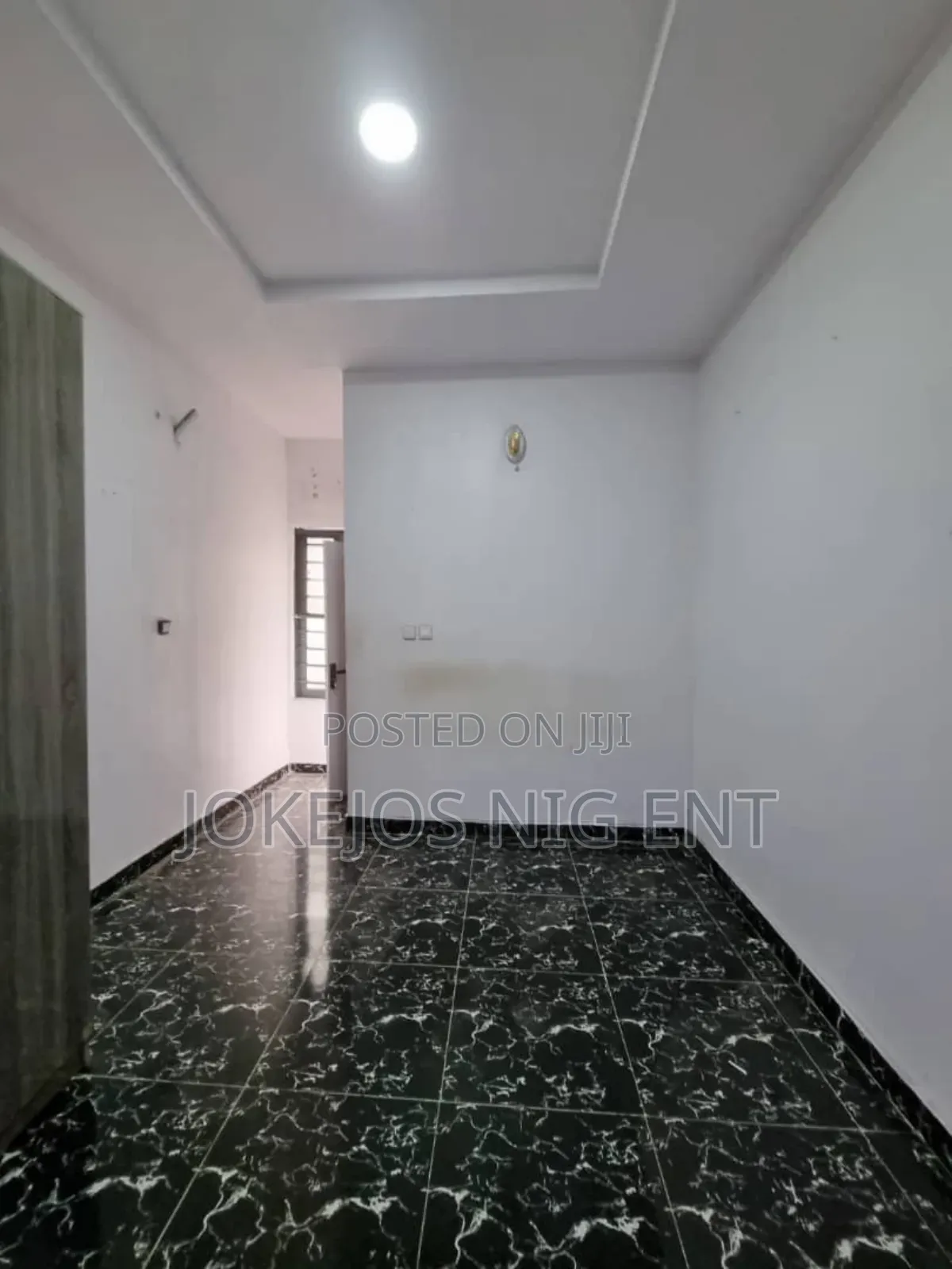 4bdrm Townhouse/Terrace in Ikota Gra for Sale