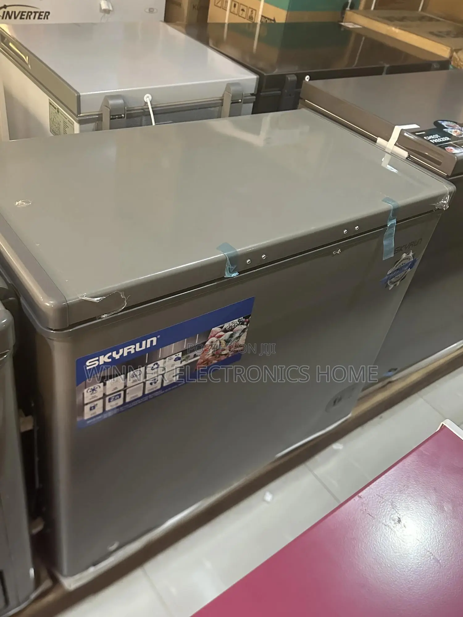 200 Liters Skyrun Chest Freezer Low Energy Consumption