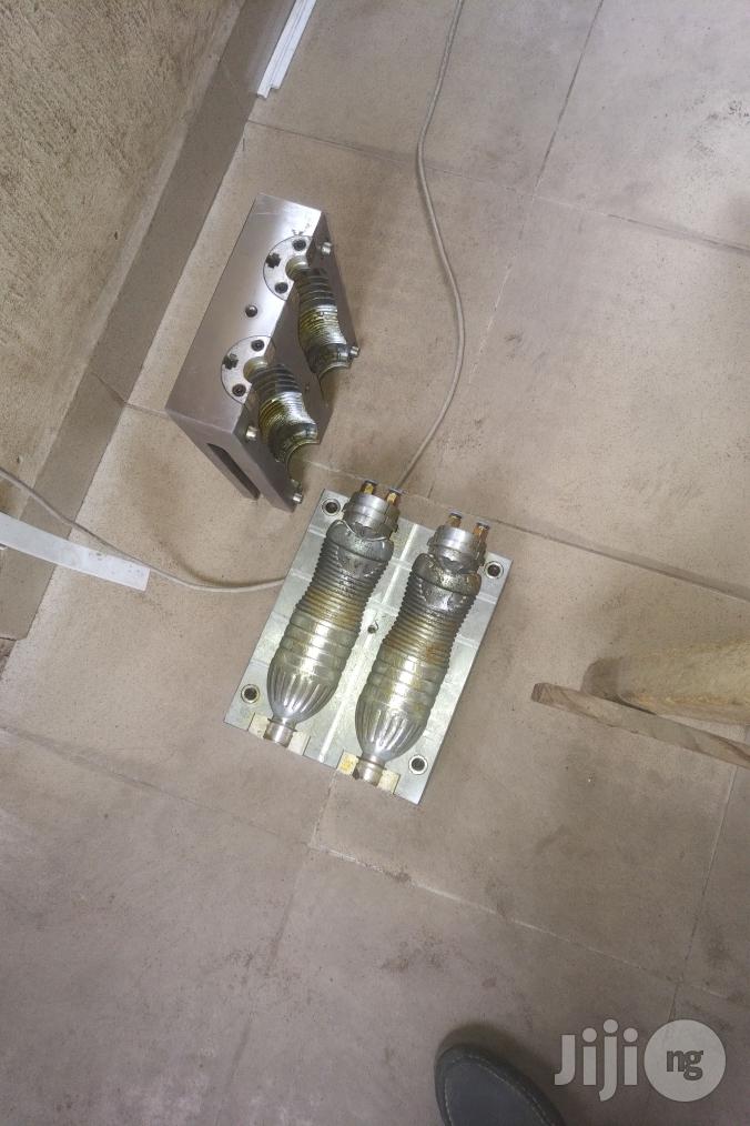 Mould 50cl,75cl,150cl