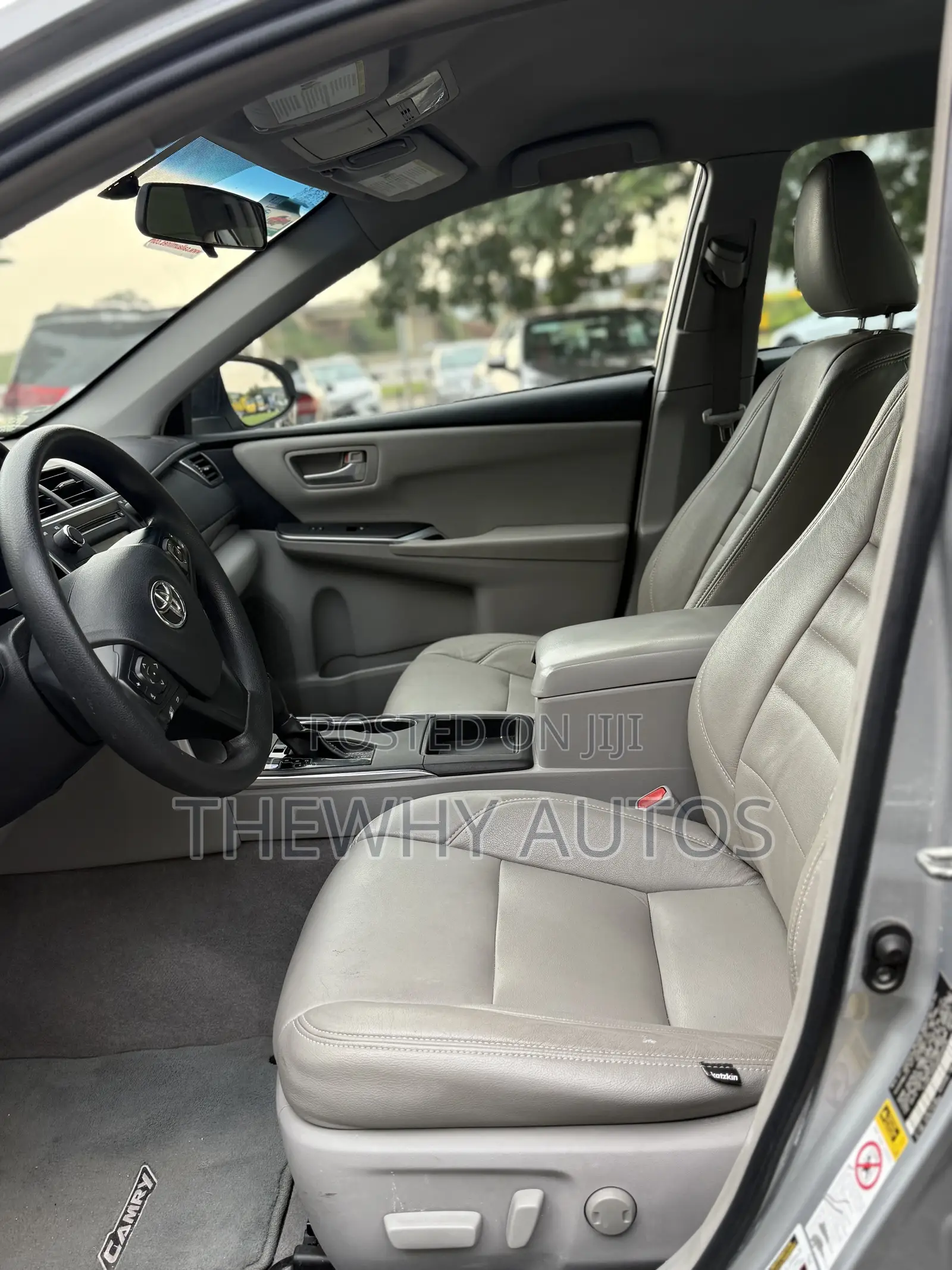 Toyota Camry LE 4dr Sedan (2.5L 4cyl 6A) 2016 Silver