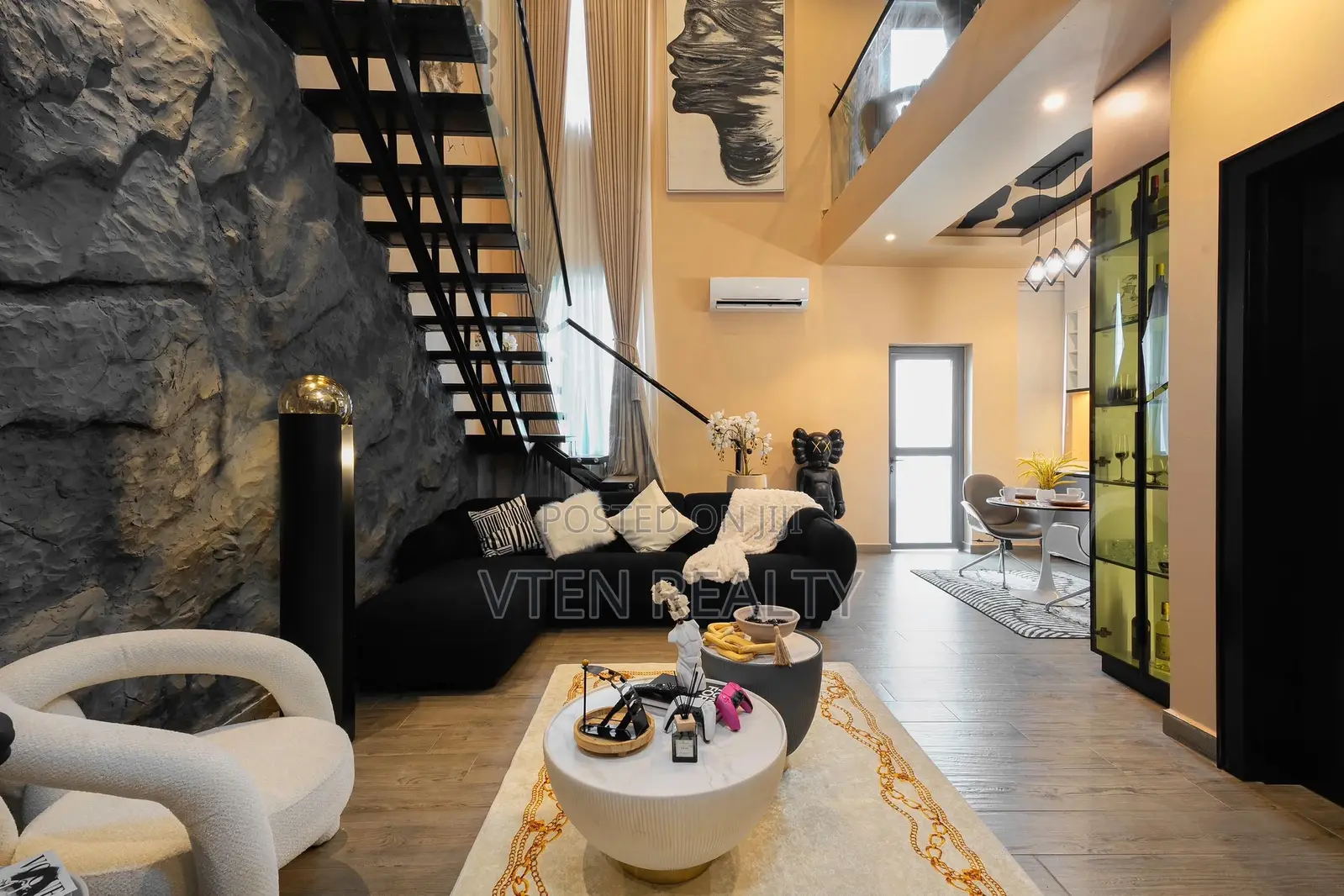 Luxury 1bedroom Loft Apartment