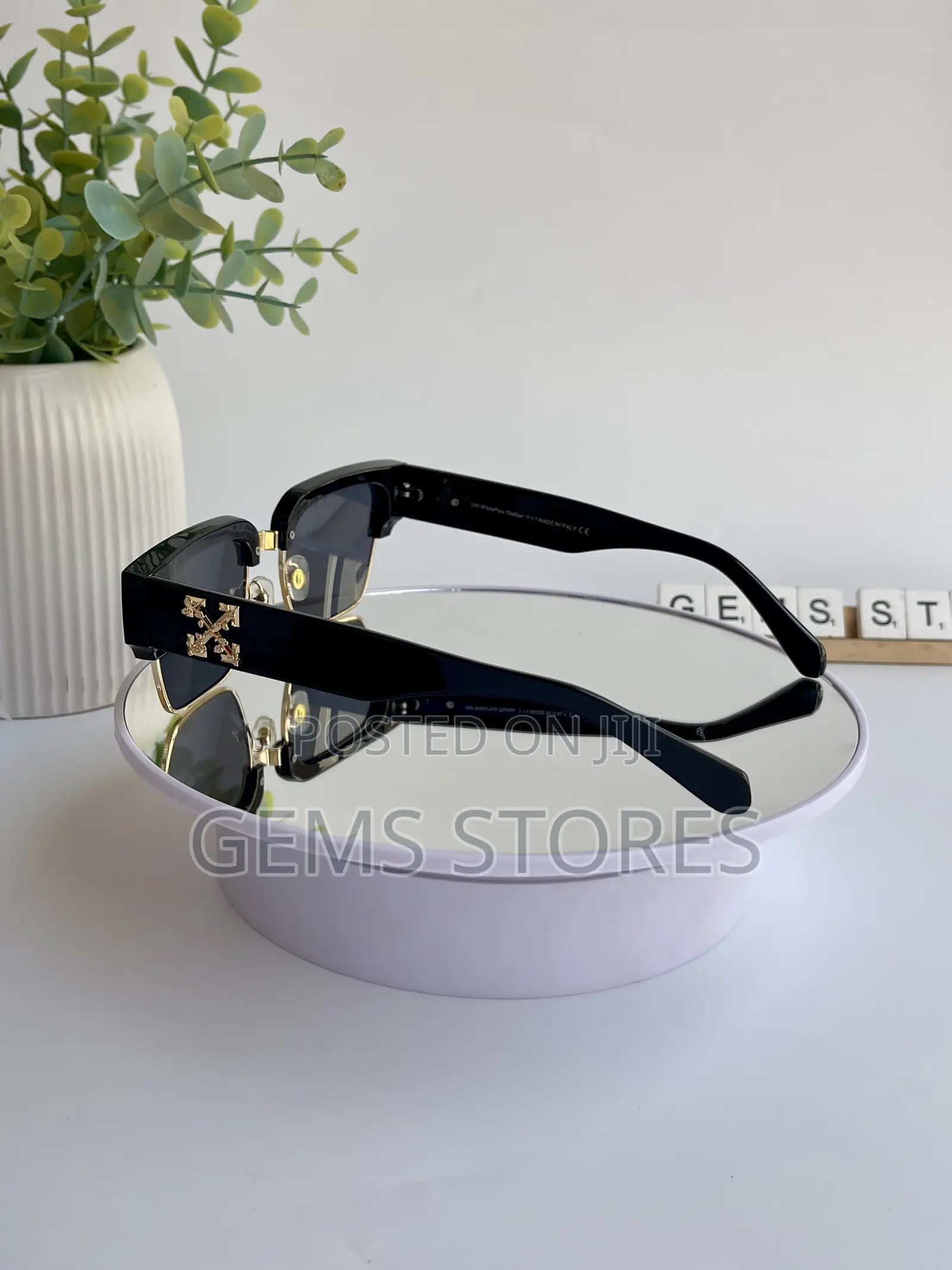 Luxury Off-White Clubmaster Style Sunglass - Black Gold Finish