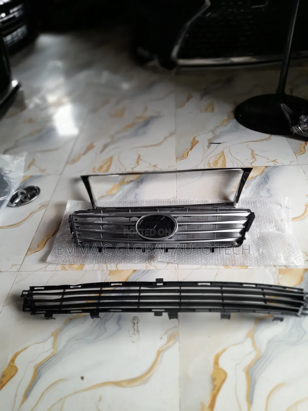Up Grill For Lexus  Es 350 010 [ Direct ]