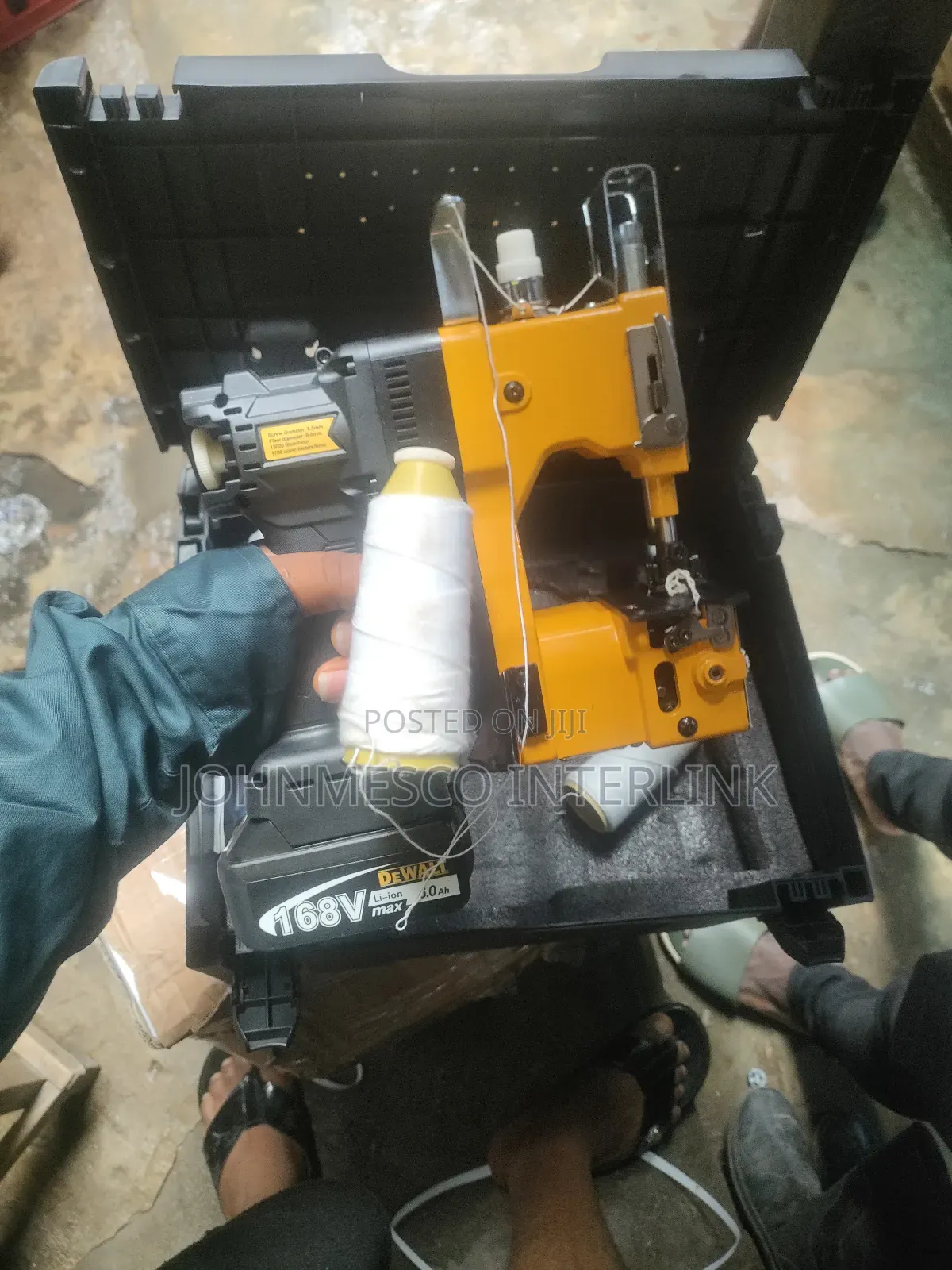 Cordless Dewalt Bag Closer