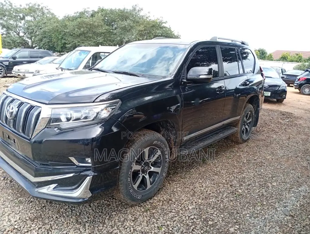 Toyota Land Cruiser Prado 4.0 Petrol TX-L 2015 Black