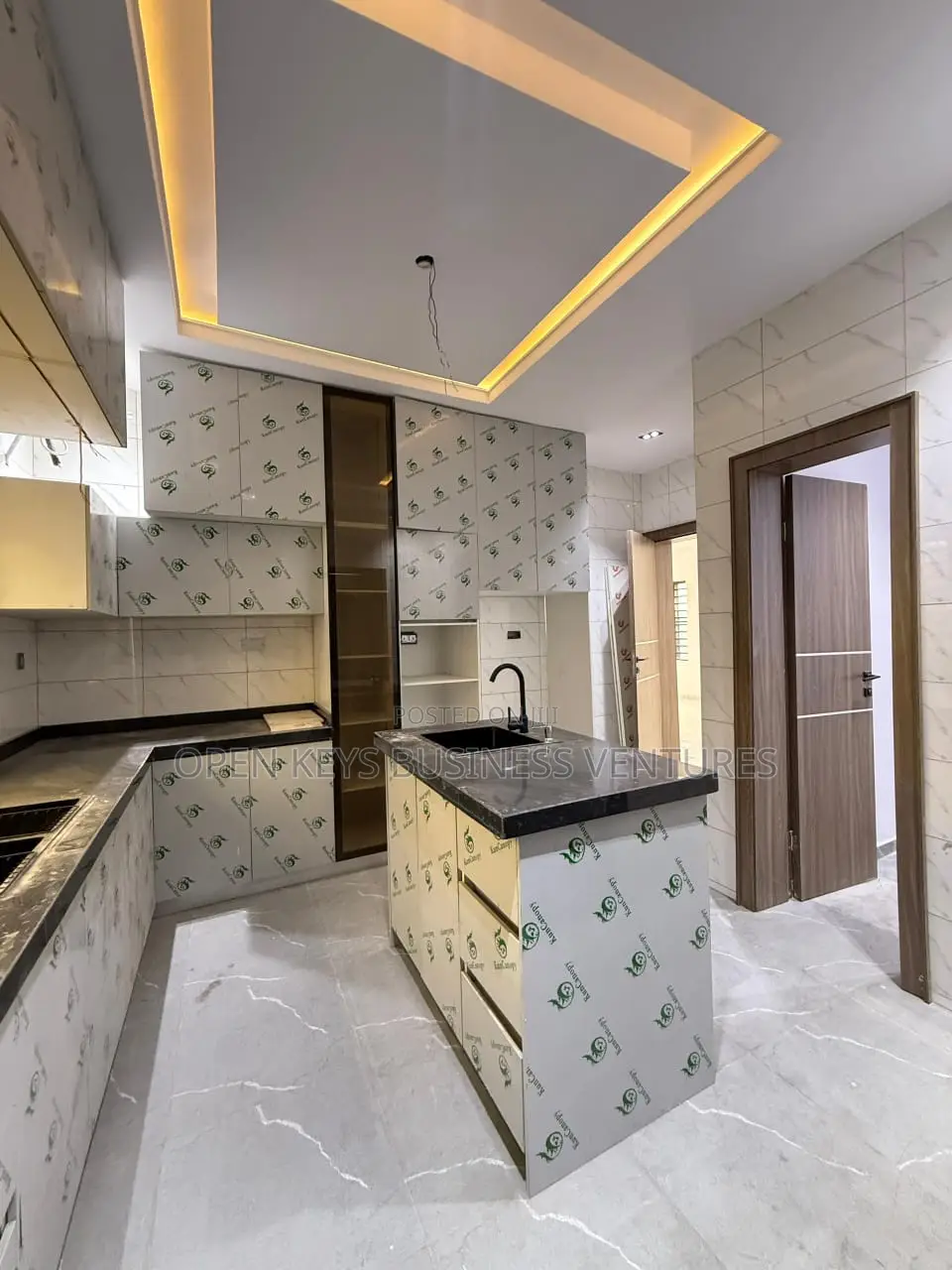 Furnished 4bdrm Duplex in Carlton Gate, Akobo for sale