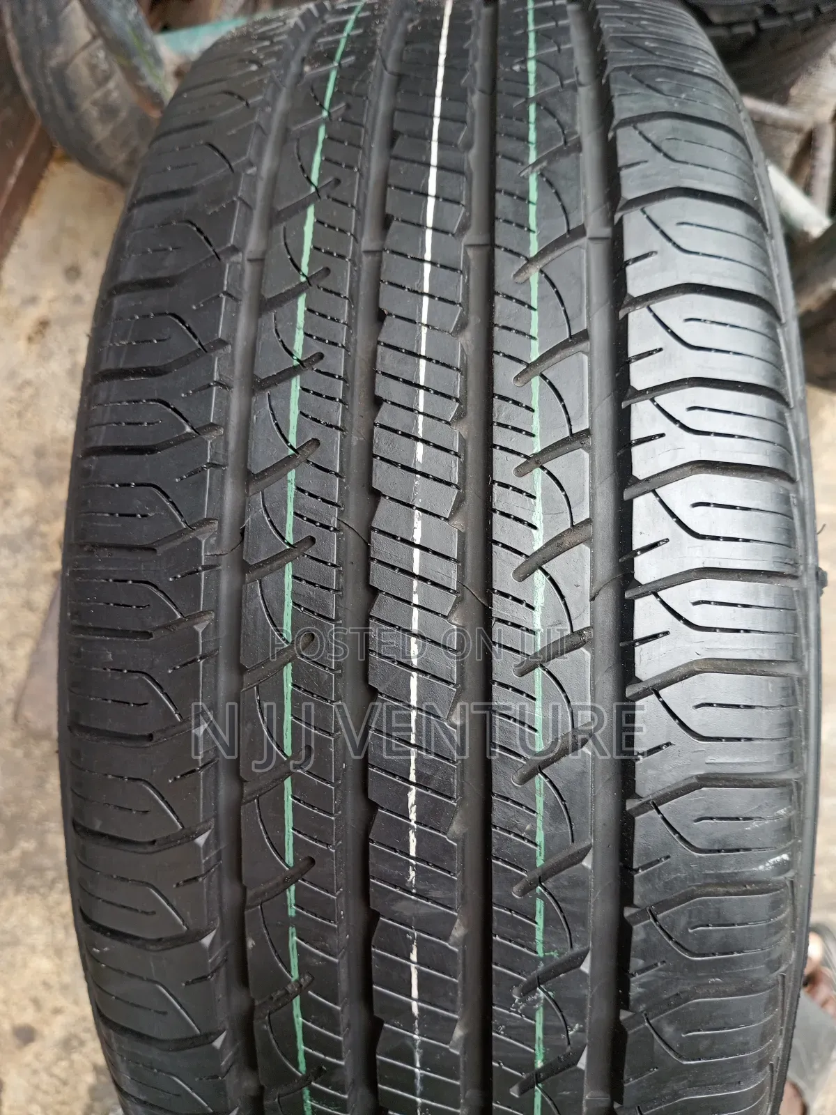 225 50 R17 Goodyear Tyre Bridegstone and Dulop Non China