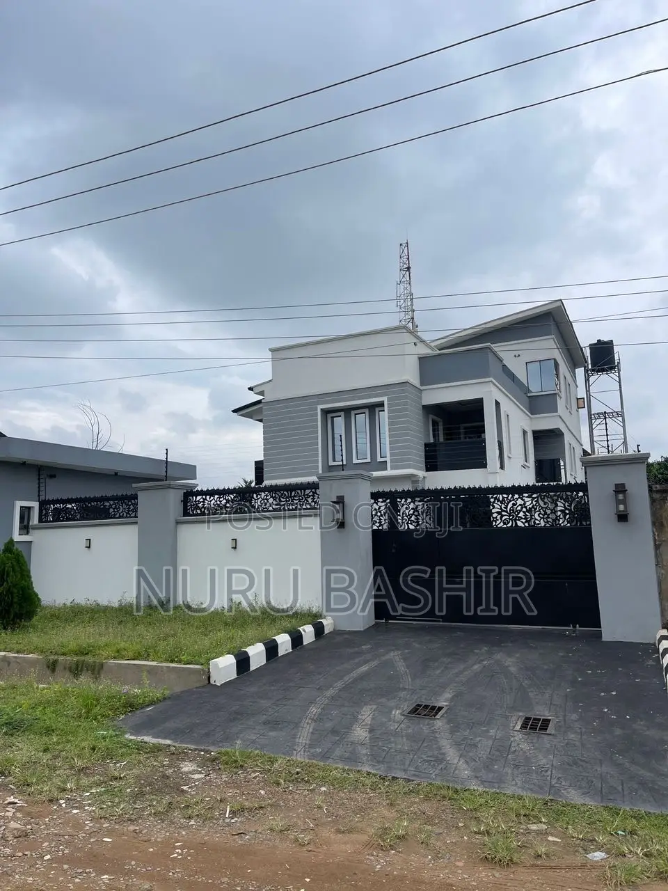 Furnished 4bdrm Duplex in Oluyole for sale