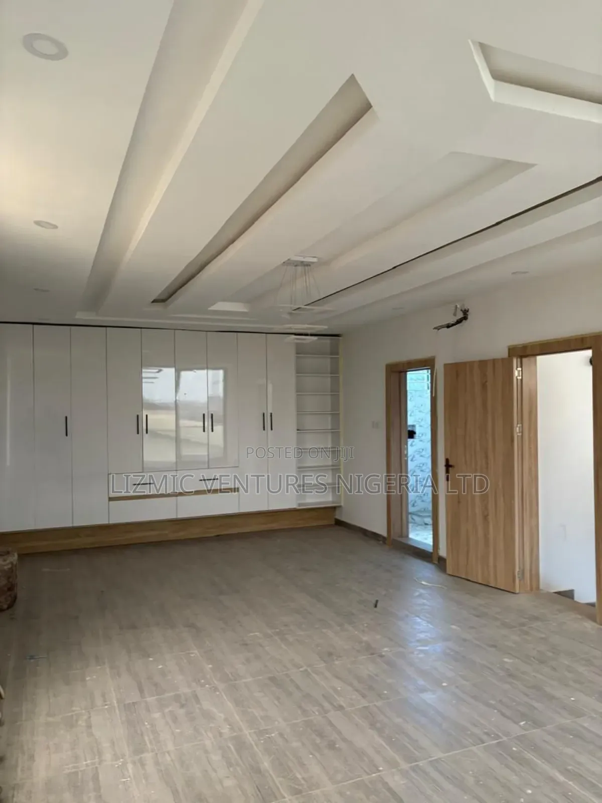 Furnished 5bdrm Duplex in Diamond Estate, Ipaja for sale