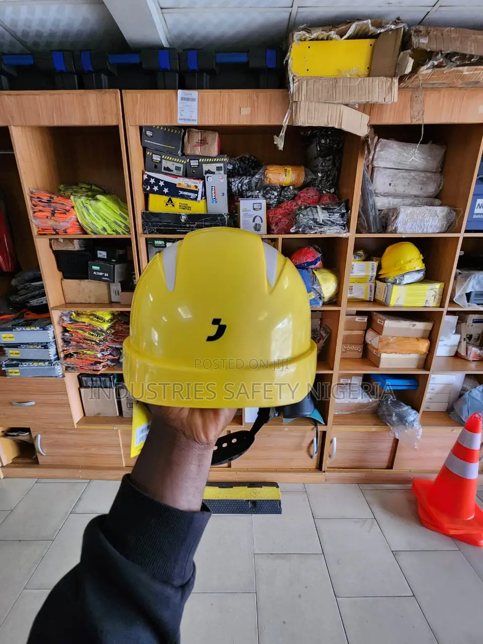 Safety Jogger Safety Helmet – Ajusco Chinstrap