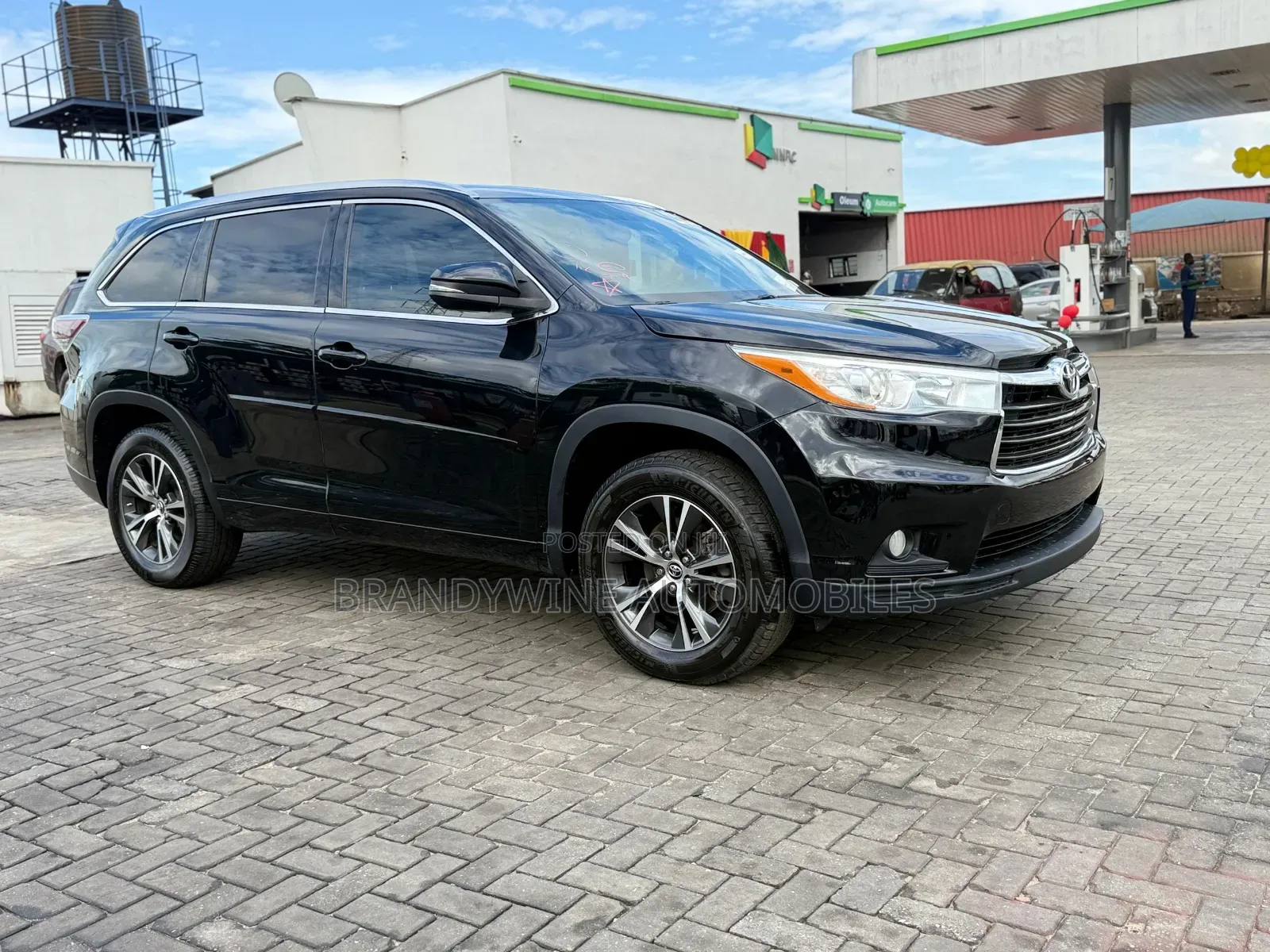 Toyota Highlander XLE V6 4x2 (3.5L 6cyl 6A) 2016 Black
