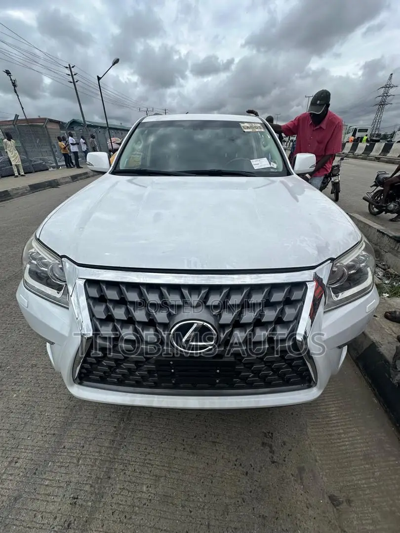 Lexus GX 460 Luxury 2016 White