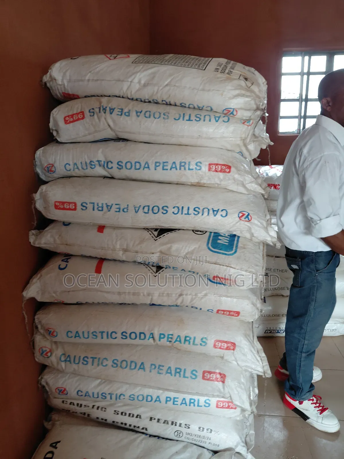 Caustic Soda Pairs Available